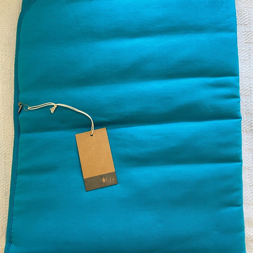Kyte BABY brand NEW IN BOX Toddler Blanket 2.5 TOG in Lagoon - Picture 2 of 5